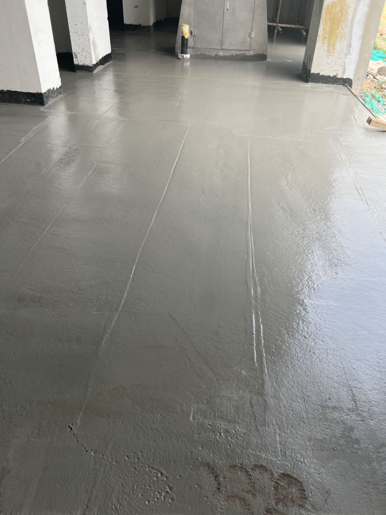 不发火地坪施工现场图片.jpg